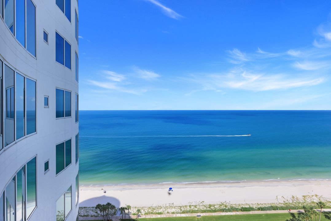 4101 Gulf Shore Blvd N #17N, Naples, FL 34103
