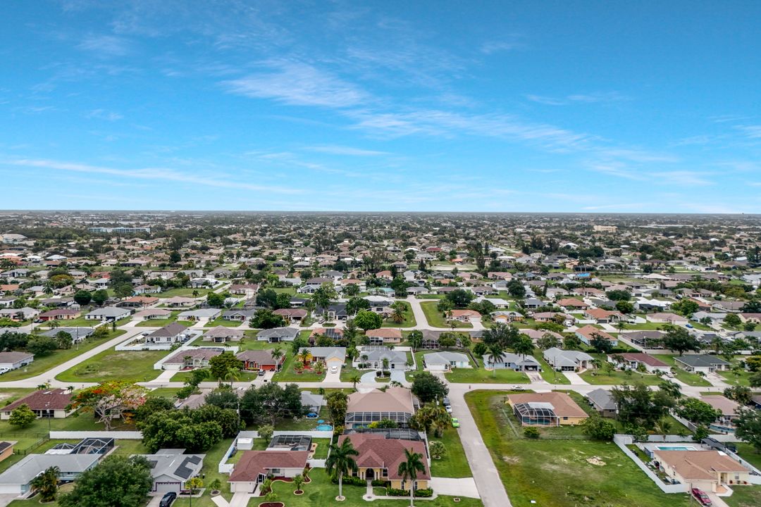 317 SE 18th Terrace, Cape Coral, FL 33990