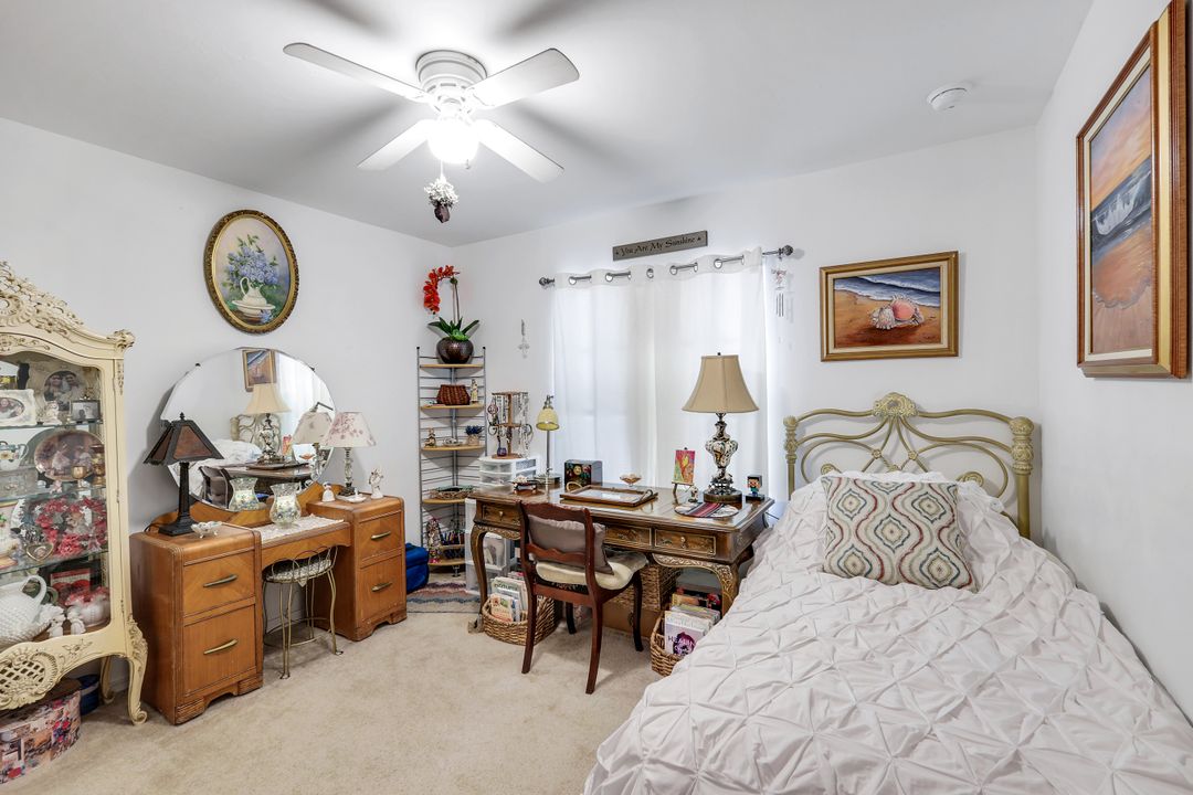 1020 Diplomat Pkwy W, Cape Coral, FL 33993