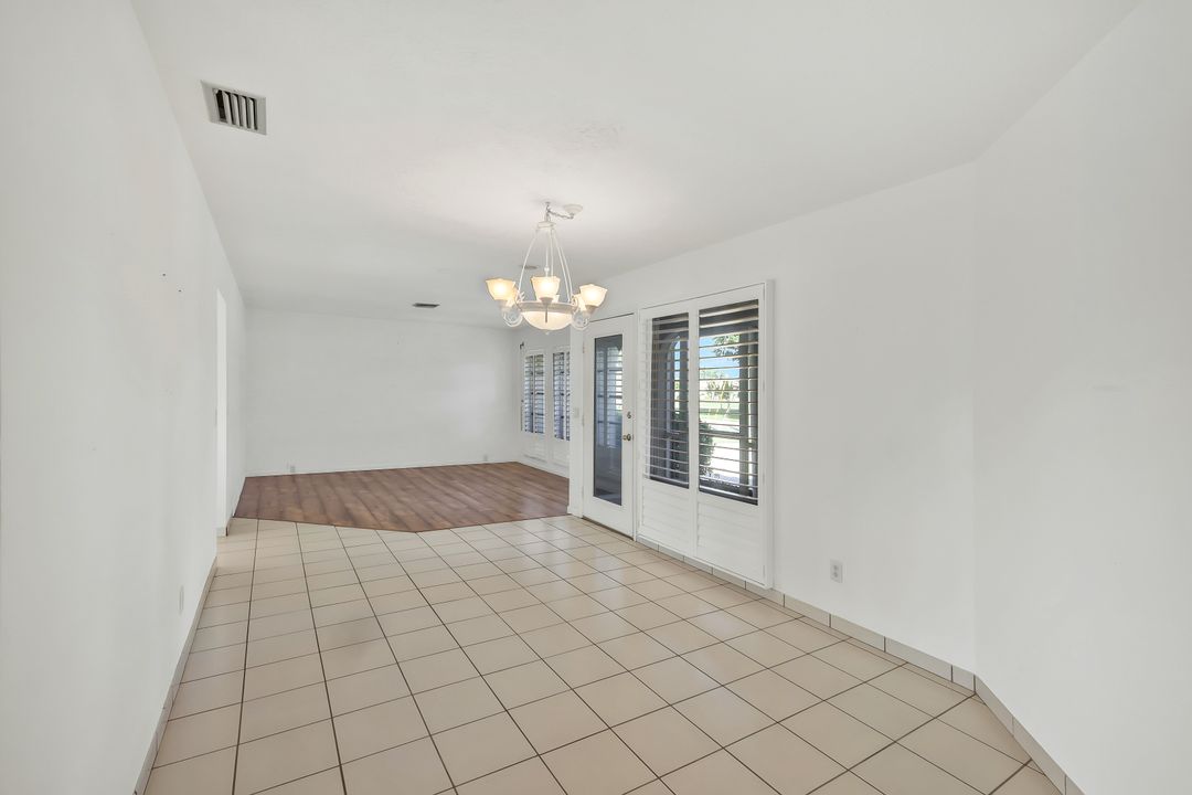 206 SE 37th Terrace, Cape Coral, FL 33904