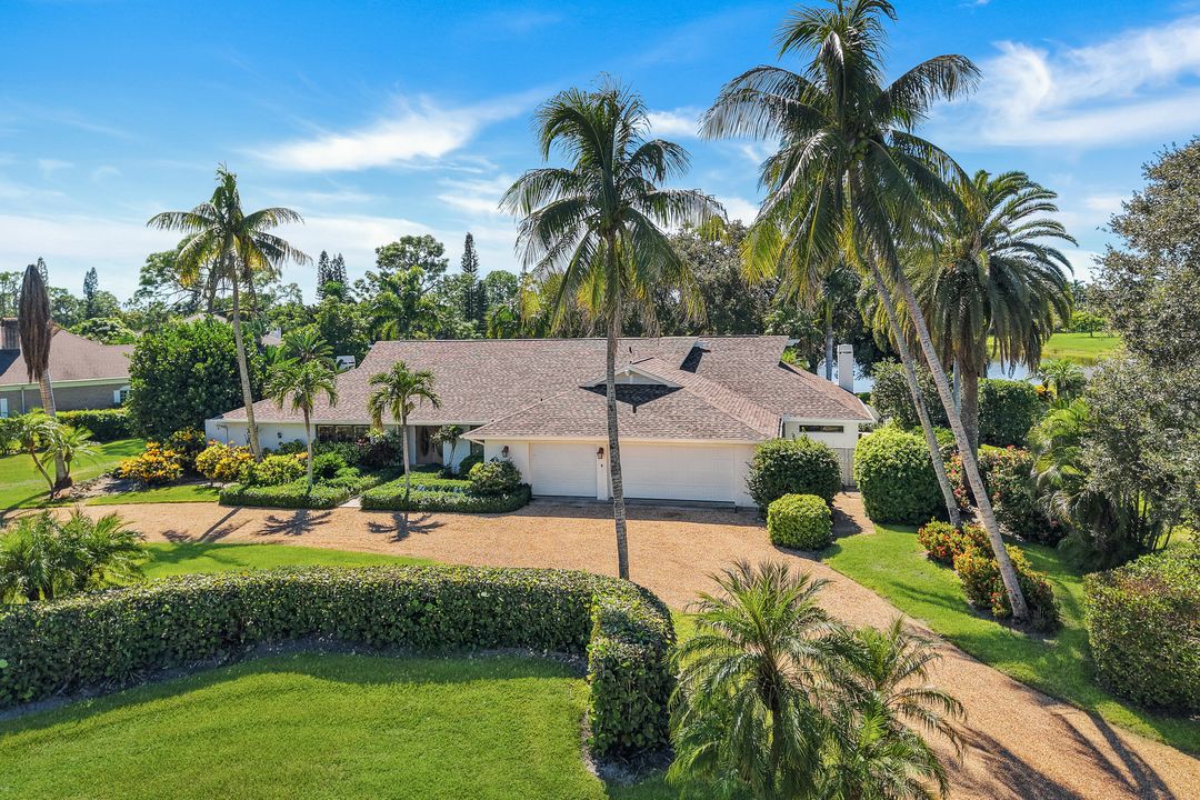 1924 Empress Ct, Naples, FL 34110