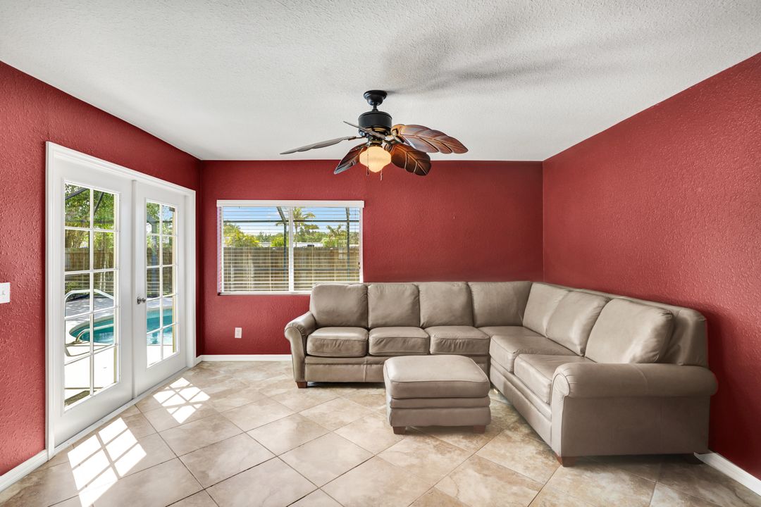 18289 Royal Hammock Blvd, Naples, FL 34114