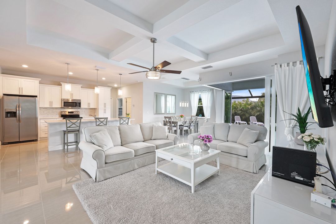 3123 SW 18th Pl, Cape Coral, FL 33914