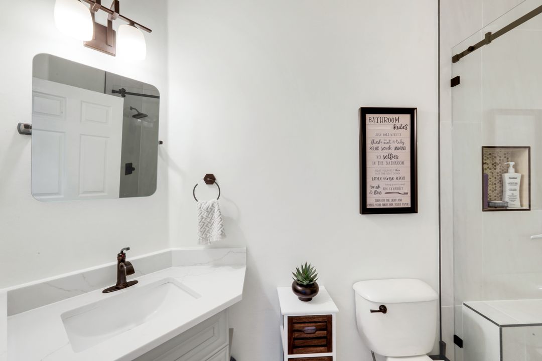 12694 Fox Ridge Dr, Bonita Springs, FL 34135