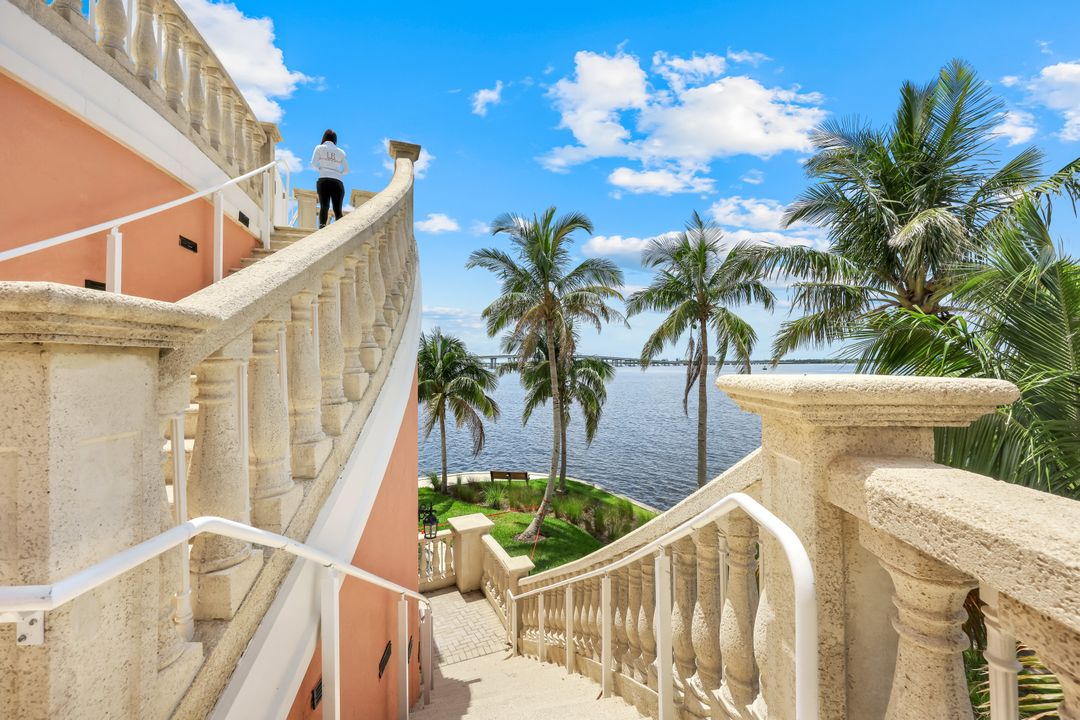 2745 First St #701, Fort Myers, FL 33916