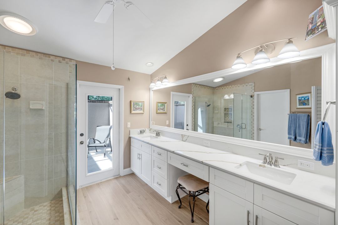 11510 Tanager Ct, Naples, FL 34119