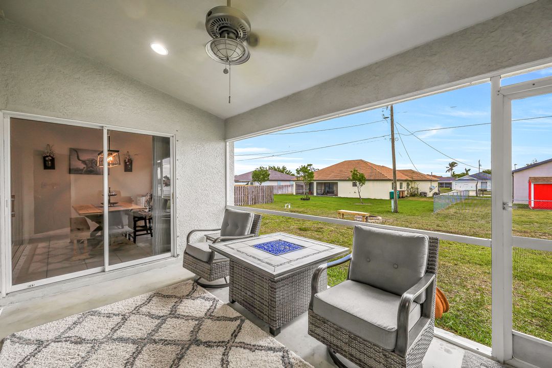 2217 SW 3rd Pl, Cape Coral, FL 33991