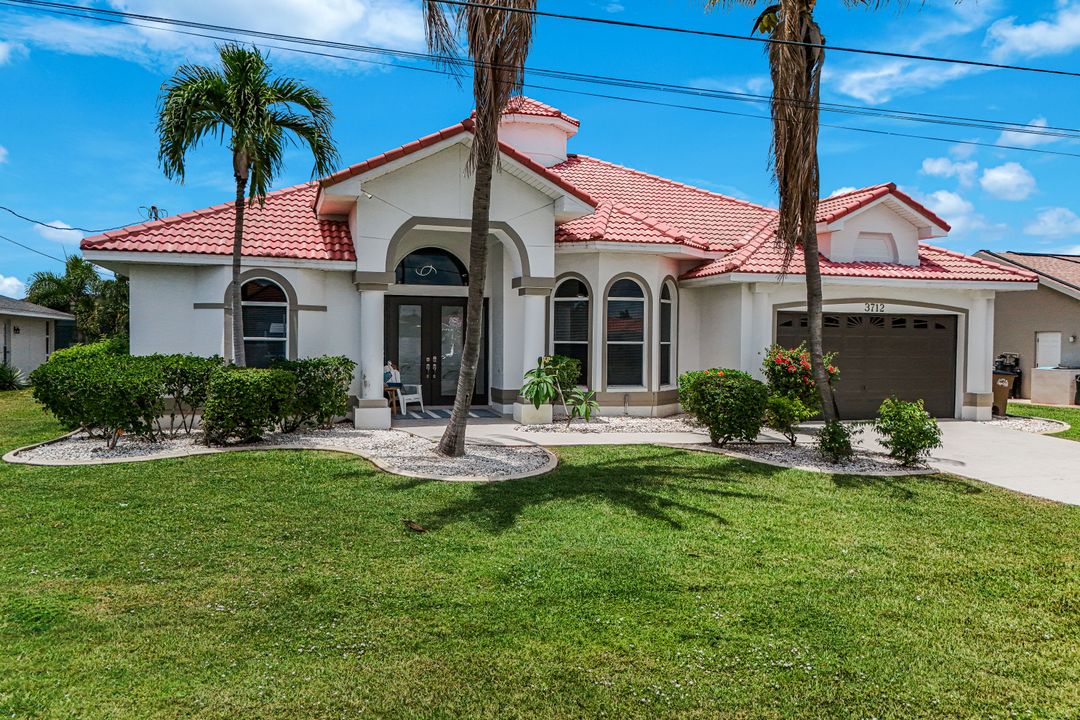 3712 SE 17th Pl, Cape Coral, FL 33904