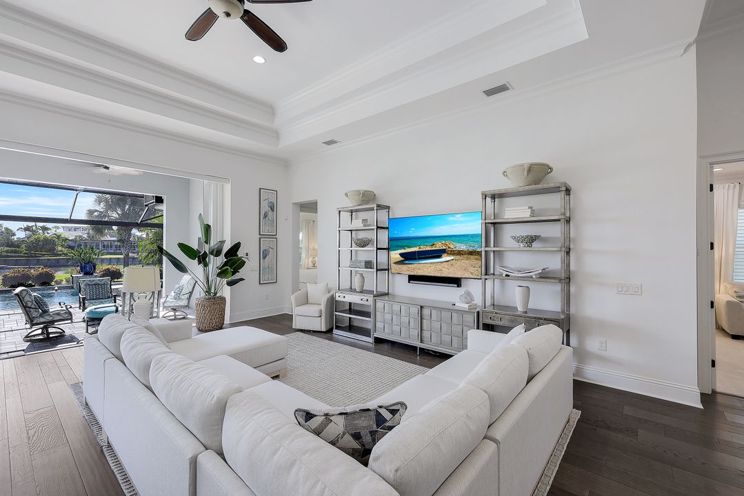 5154 Andros Dr, Naples, FL 34113