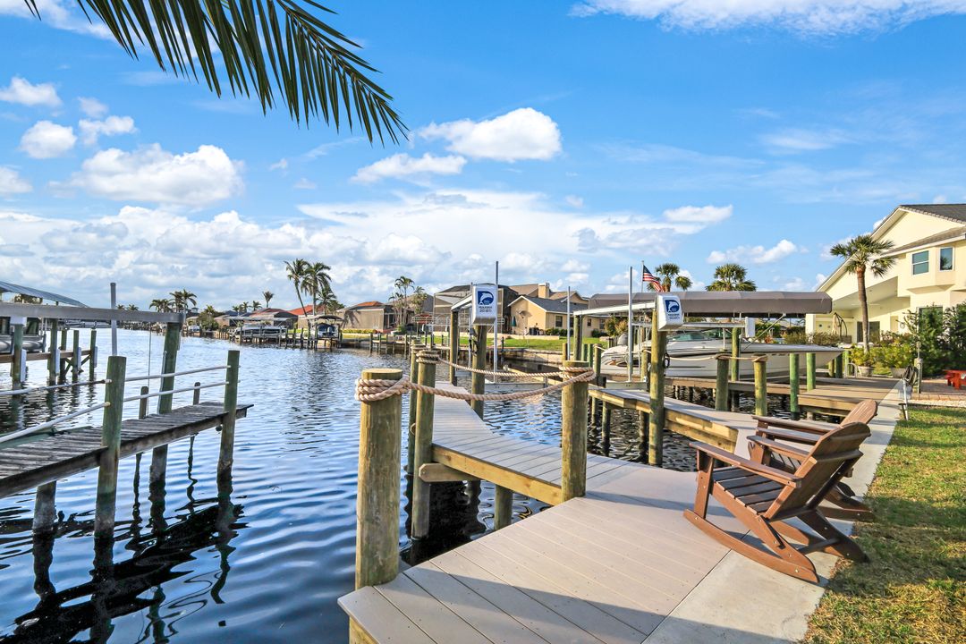 5244 Agualinda Blvd, Cape Coral, FL 33914