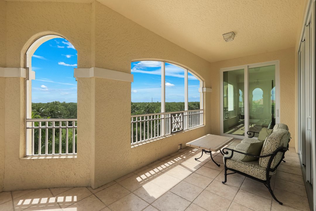 2748 Tiburon Blvd E #C502, Naples, FL 34109