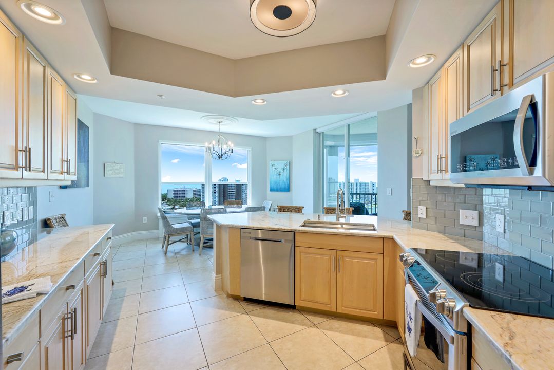 315 Dunes Blvd #1105, Naples, FL 34110