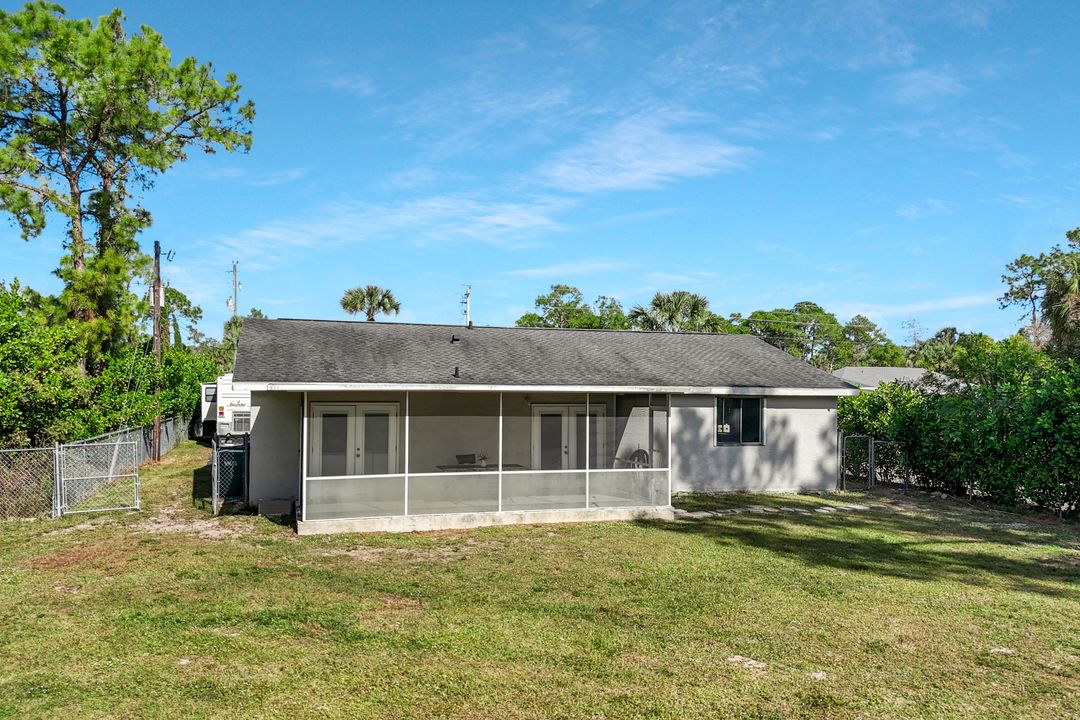 3870 White Blvd, Naples, FL 34117