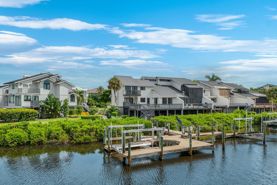 17036 Marina Cove Ln, Fort Myers, FL 33908
