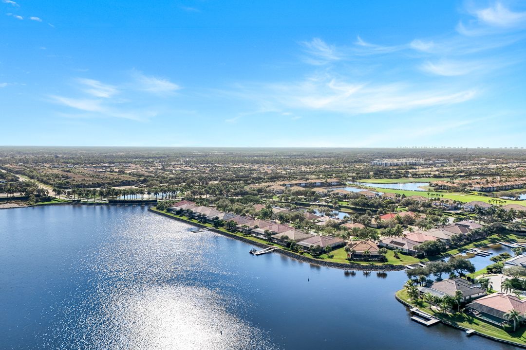 8765 Hideaway Harbor Ct, Naples, FL 34120