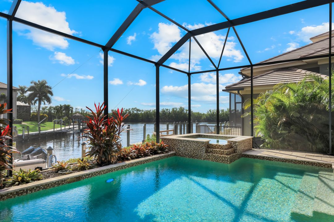 5858 Harbour Preserve Cir, Cape Coral, FL 33914