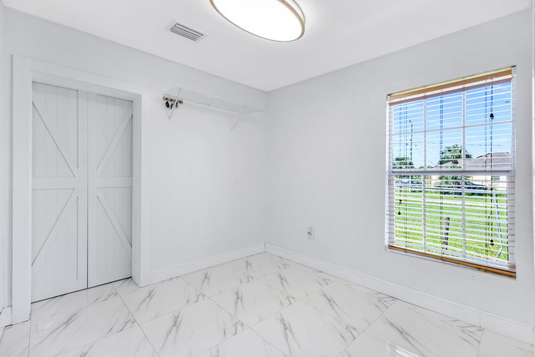 3421 24th Ave NE, Naples, FL 34120