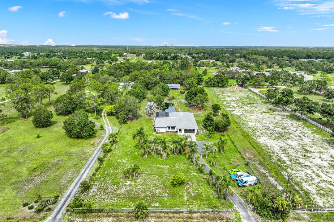 6170 Neal Rd, Fort Myers, FL 33905