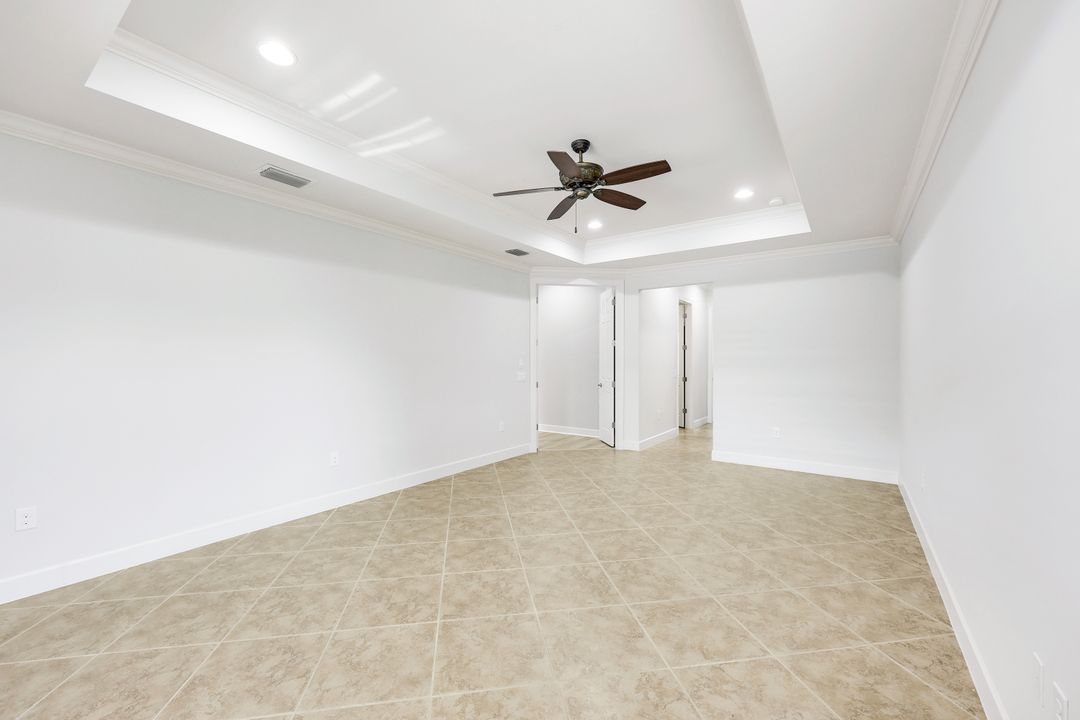 9180 Ores Cir, Naples, FL 34120