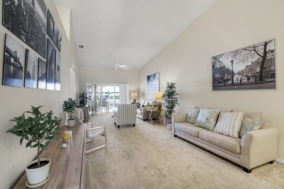 2373 Hidden Lake Ct #10, Naples, FL 34112