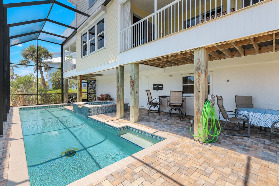 654 Sea Oats Dr, Sanibel, FL 33957