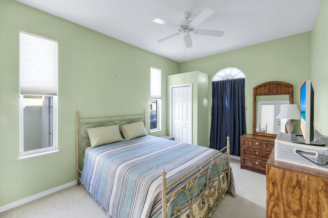 1201 Jardin Dr, Naples, FL 34104