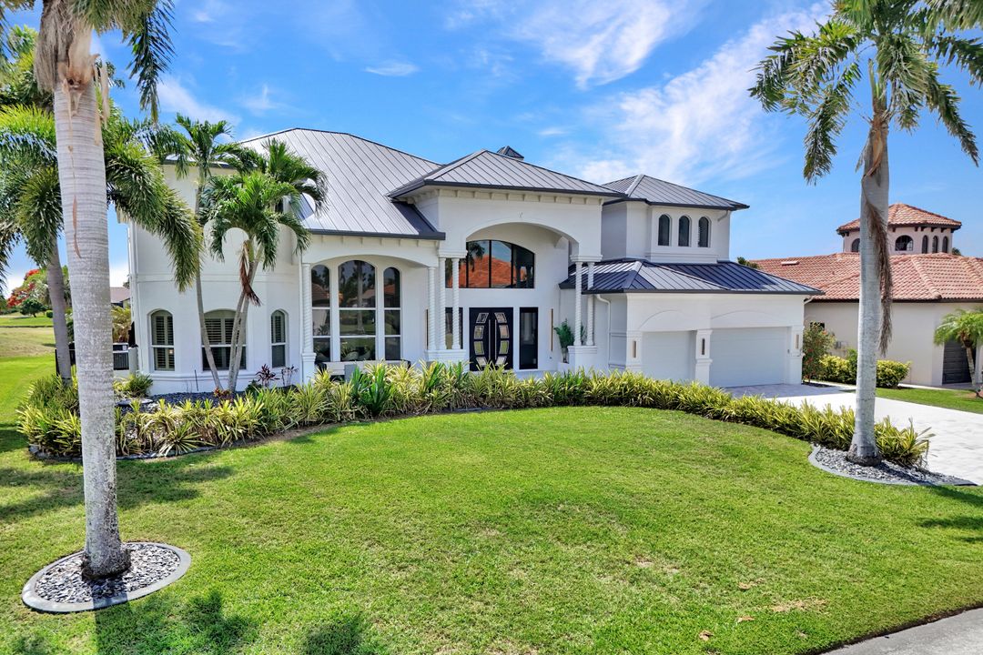 11929 Princess Grace Ct, Cape Coral, FL 33991