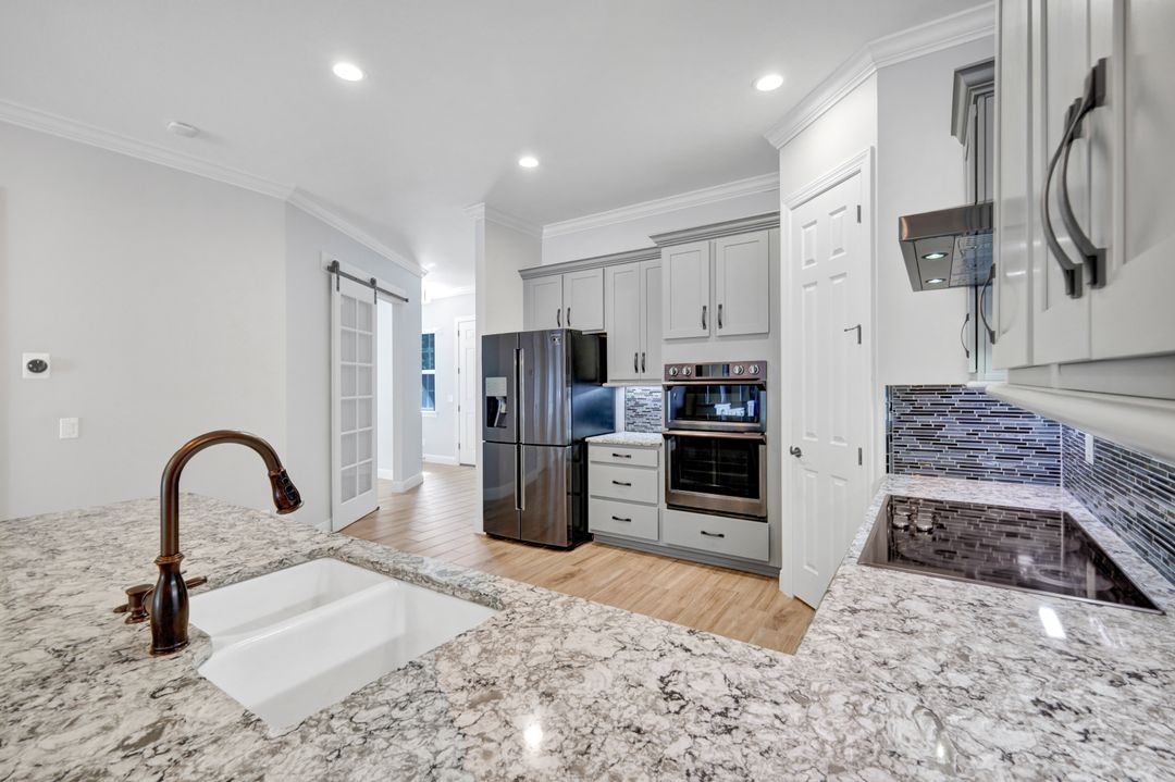 1189 S Town and River Dr, Fort Myers, FL 33919