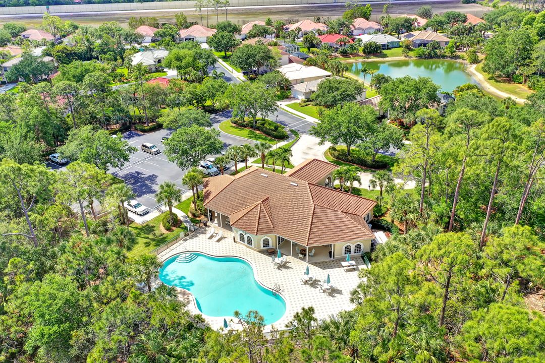 3967 Ruxton Rd, Naples, FL 34116