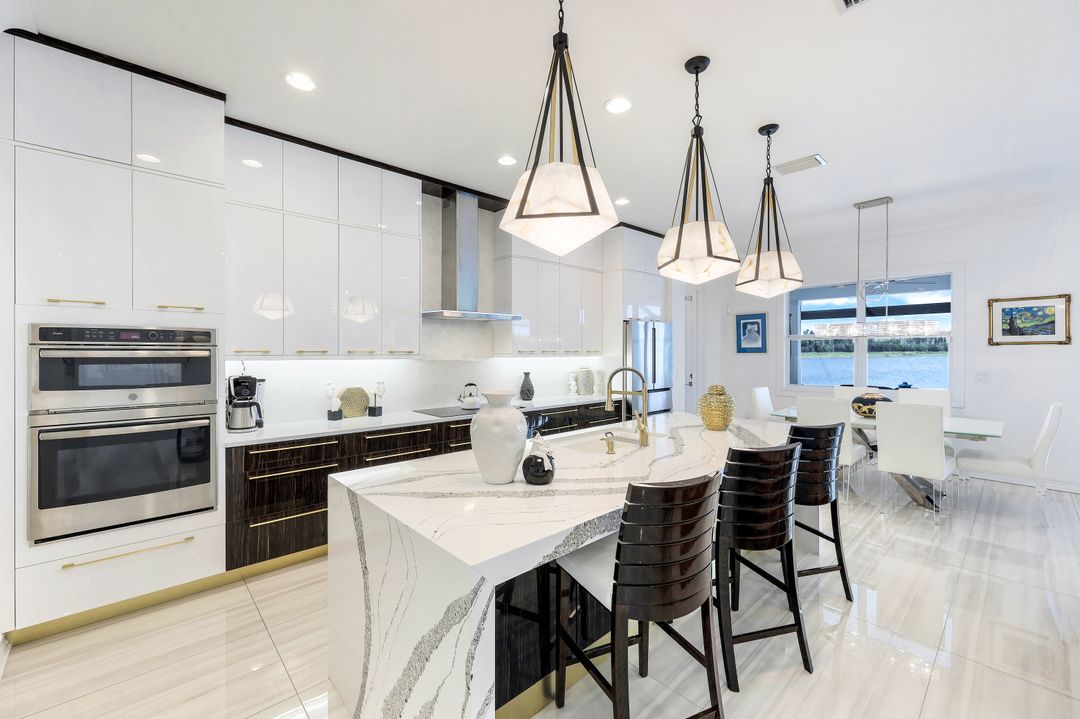 14448 Neptune Ave, Naples, FL 34114