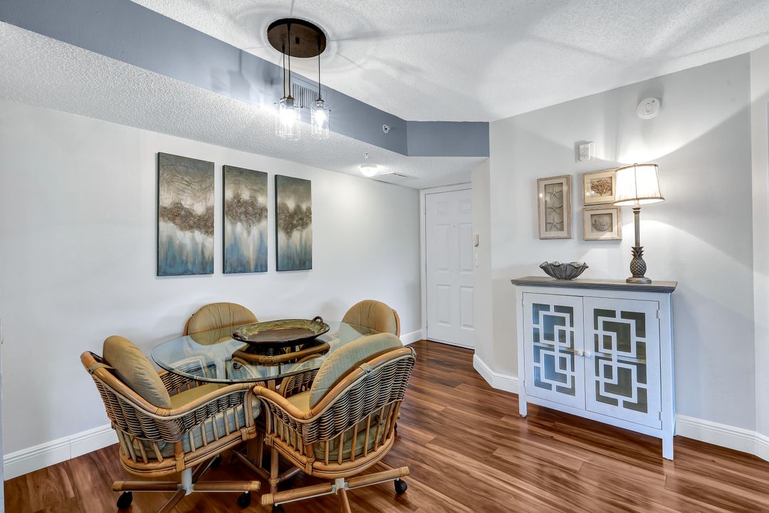 8950 Colonnades Ct E #834, Bonita Springs, FL 34135