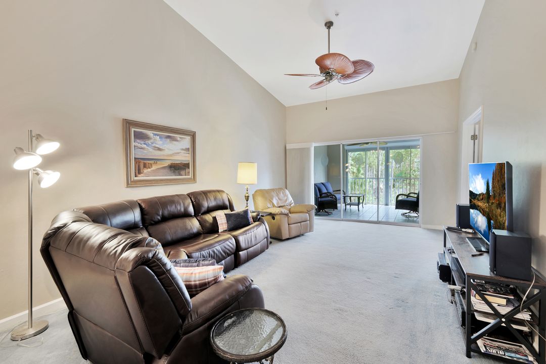 14560 Red Fox Run #518, Naples, FL 34110