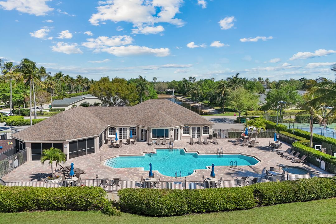 8616 Ibis Cove Cir, Naples, FL 34119