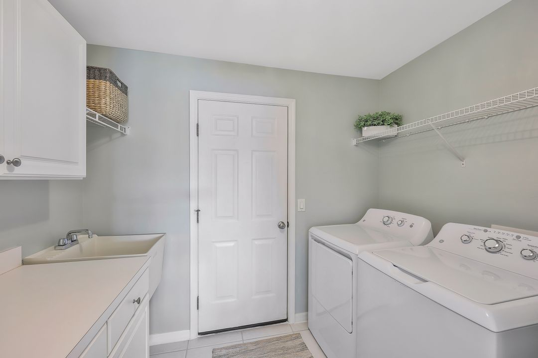 10037 Majestic Ave, Fort Myers, FL 33913