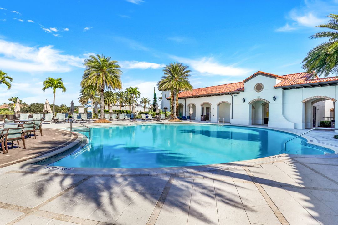 16455 Seneca Way, Naples, FL 34110