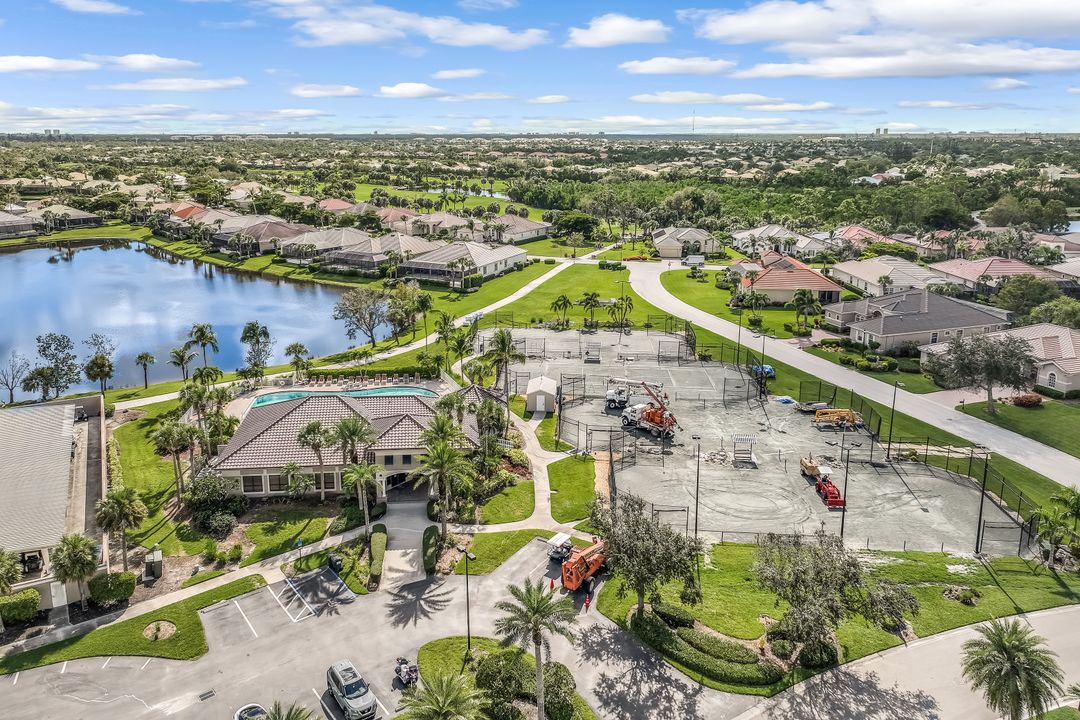 16580 Crownsbury Way #202, Fort Myers, FL 33908