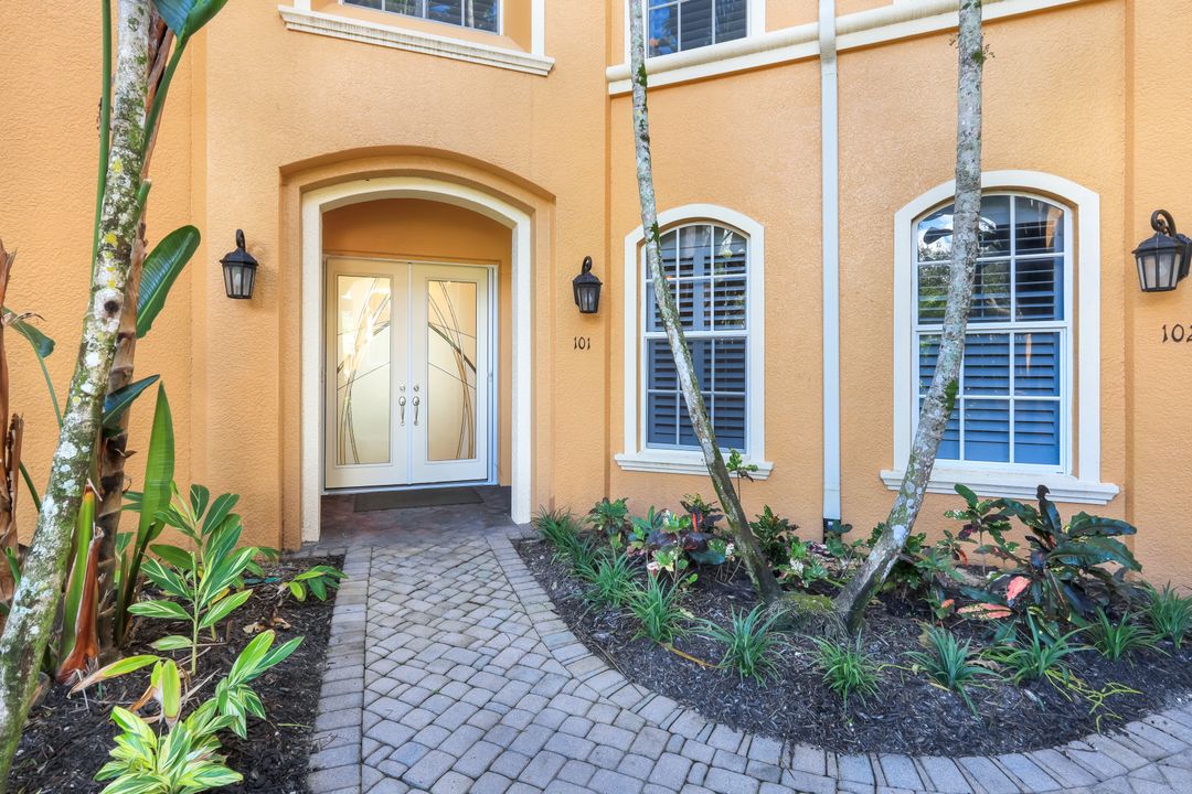 18580 Sandalwood Pointe #101, Fort Myers, FL 33908