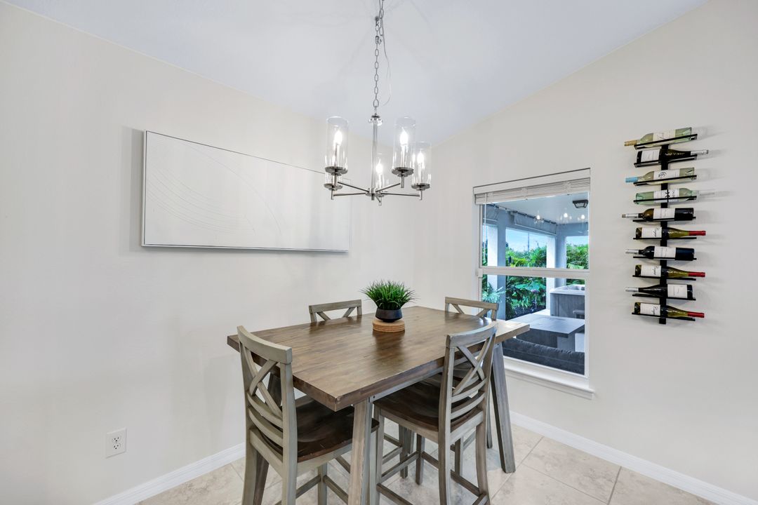 2302 NE 7th Ave, Cape Coral, FL 33909