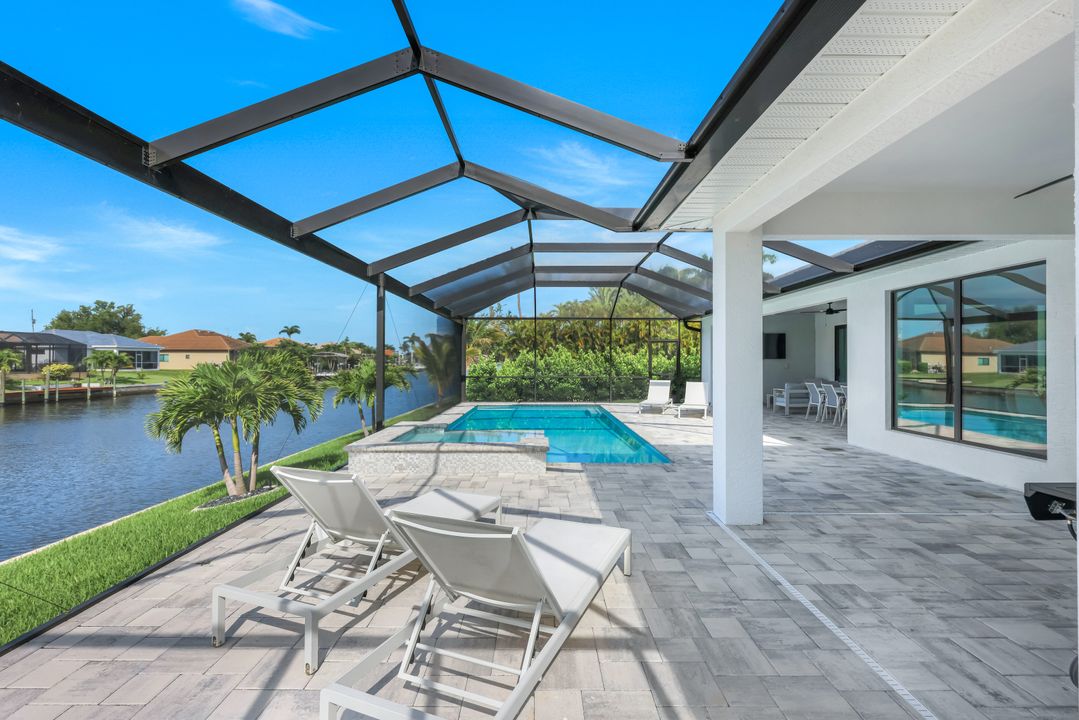 2118 SW 39th Terrace, Cape Coral, FL 33914