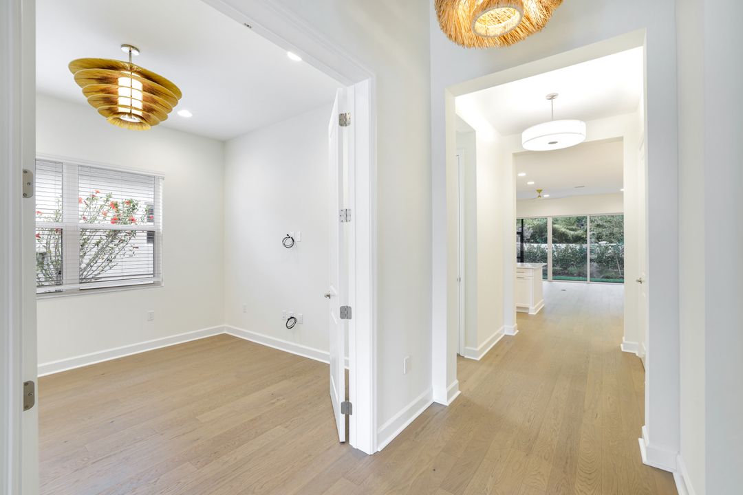 2687 Ridgecrest Pl, Naples, FL 34112