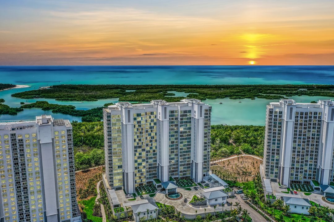 13925 Old Coast Rd #502, Naples, FL 34110