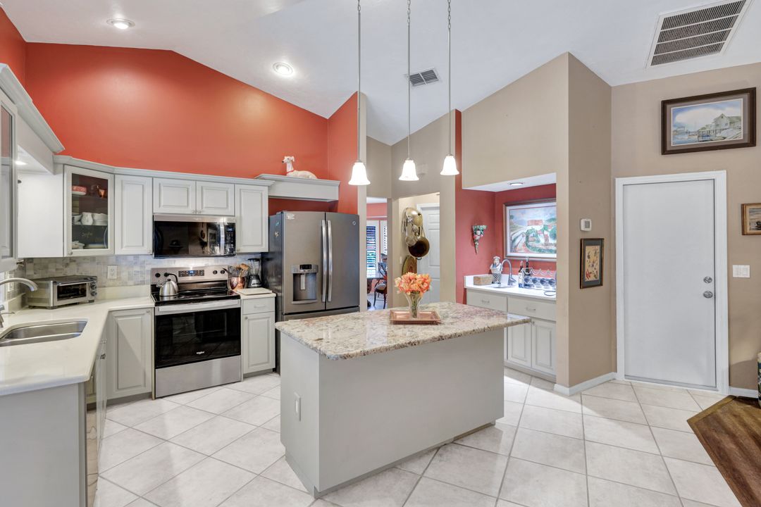 15830 Gleneagle Ct, Fort Myers, FL 33908