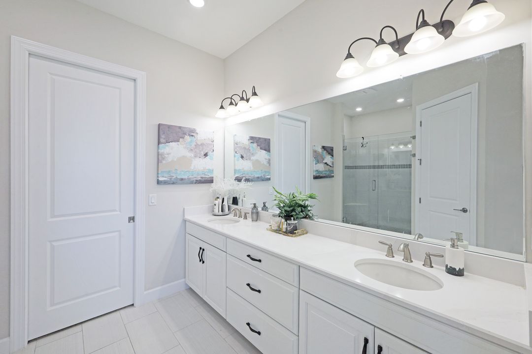 15248 Zeno Wy #204, Naples, FL 34114