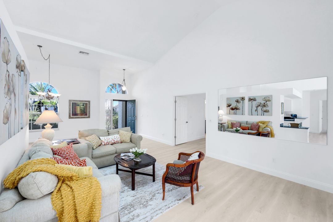 28501 Sombrero Dr, Bonita Springs, FL 34135