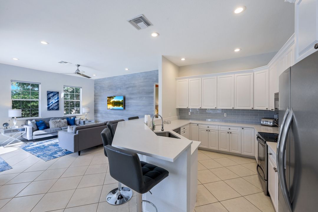 948 Spruce Ave, Marco Island, FL 34145