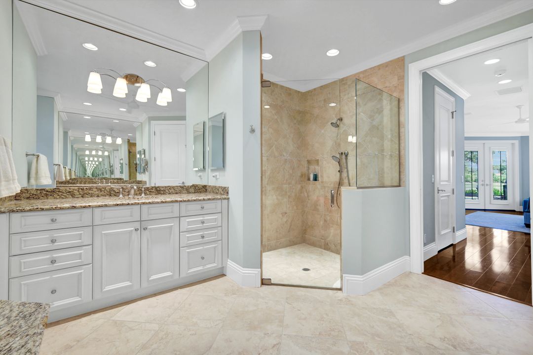 12590 Collier's Reserve Dr, Naples, FL 34110