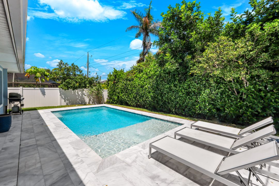 743 108th Ave N, Naples, FL 34108