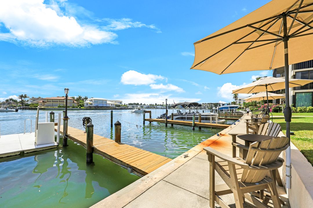 3200 Gulf Shore Blvd N #112, Naples, FL 34103