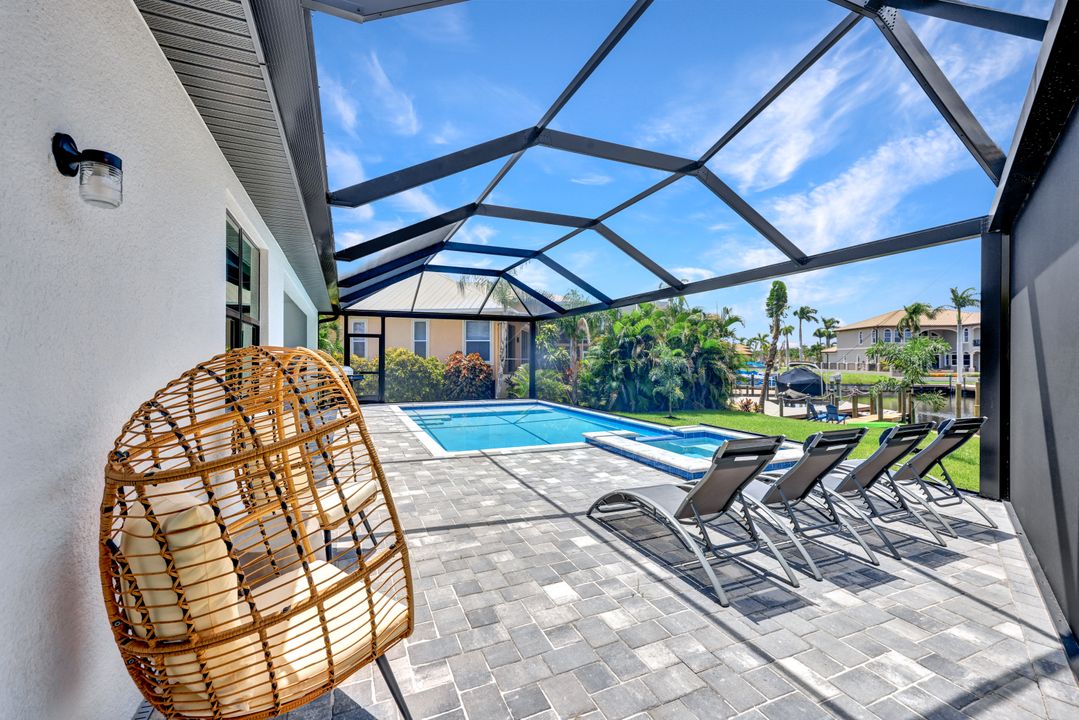 1617 El Dorado Pkwy W, Cape Coral, FL 33914