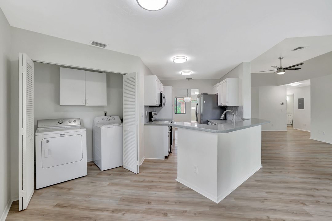 206 Bennington Dr #5, Naples, FL 34104